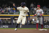 Rhys Hoskins has zero home runs so far (Imagn)